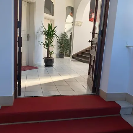 Business Briller Viertel Lägenhet