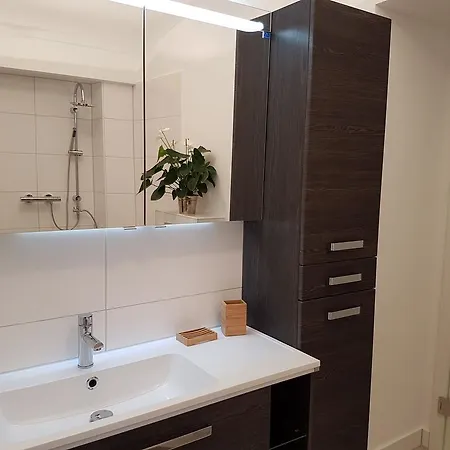 Business Briller Viertel Daire *